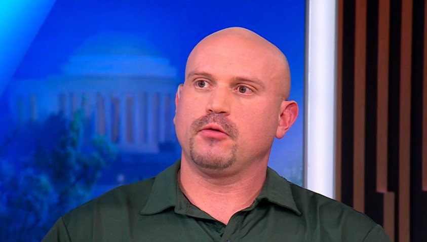Ex-Marine revela impactante encuentro